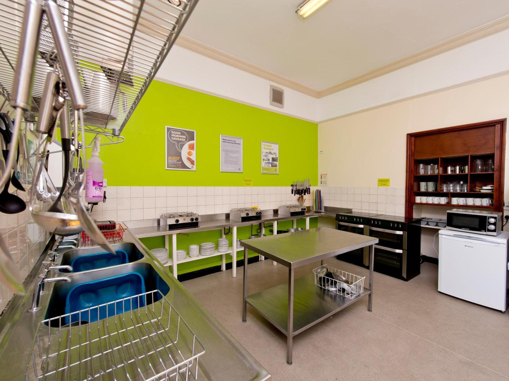 Yha Langdale *